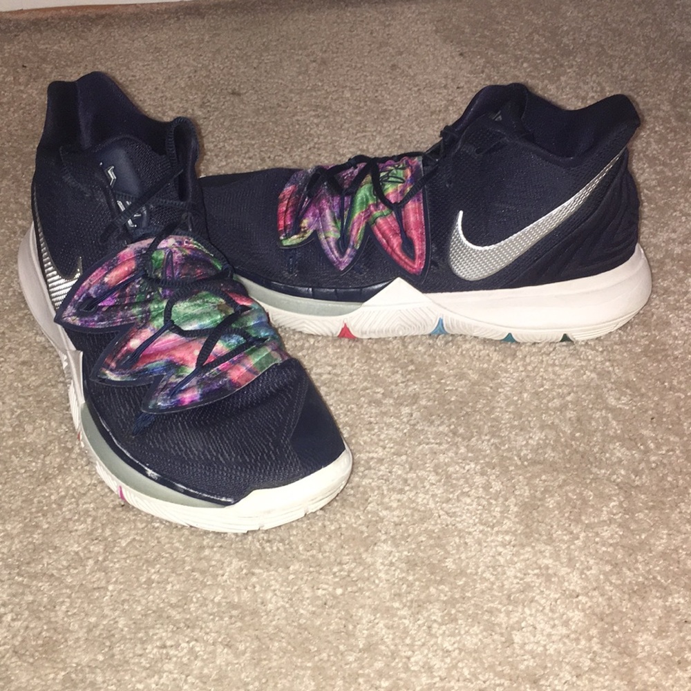 Kyrie 5